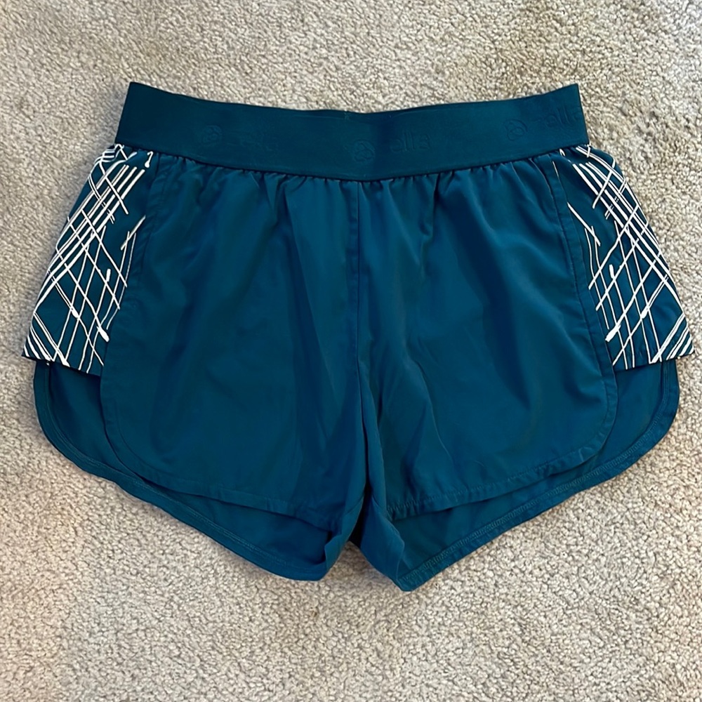 Running shorts